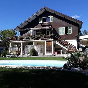 https://chalet-norev.hotels-rhonealpes.com